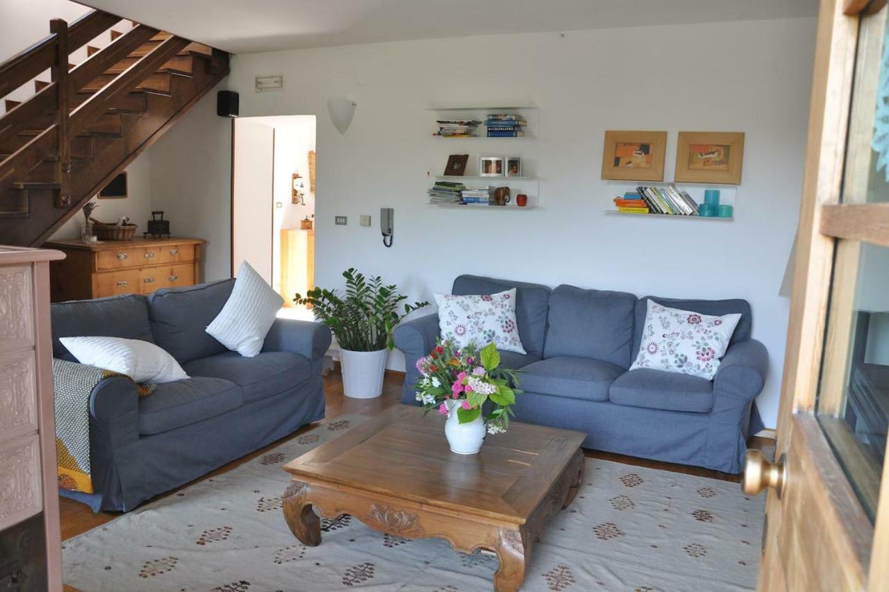 Apartamento Casa Al parco: mansarda, giardino, relax Calavino Exterior foto