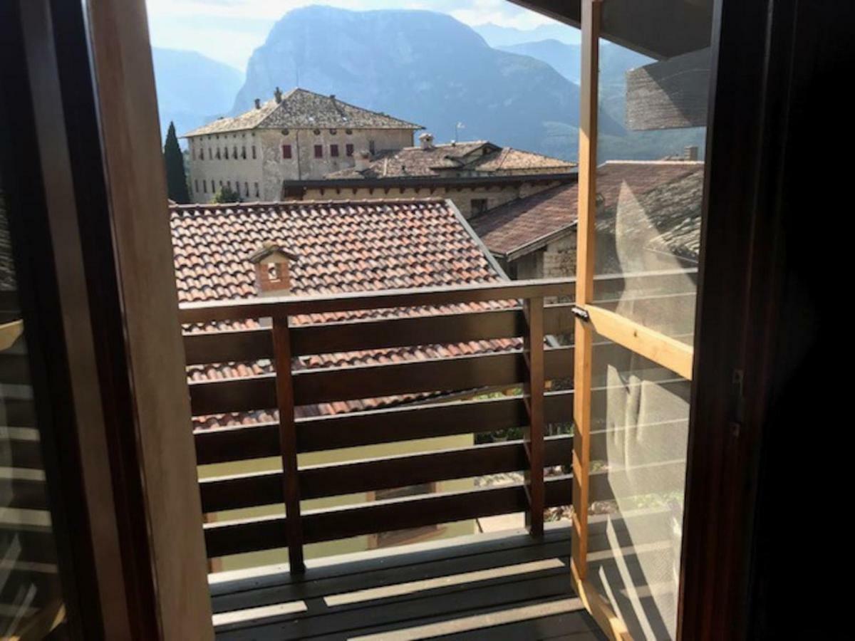 Apartamento Casa Al parco: mansarda, giardino, relax Calavino Exterior foto