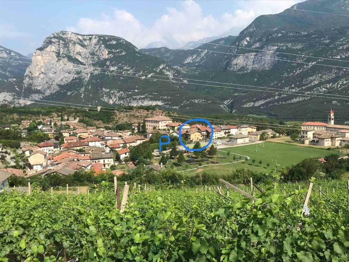 Apartamento Casa Al parco: mansarda, giardino, relax Calavino Exterior foto