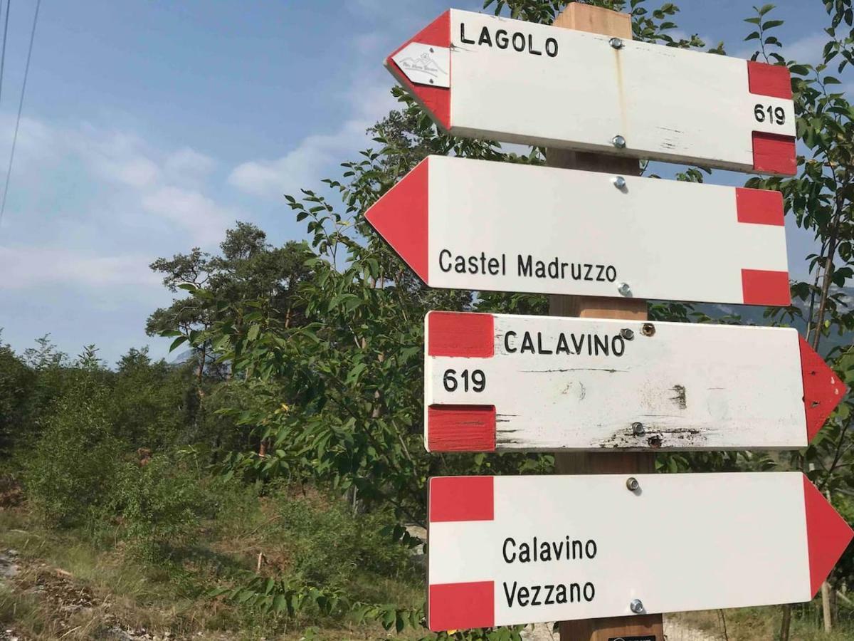 Apartamento Casa Al parco: mansarda, giardino, relax Calavino Exterior foto